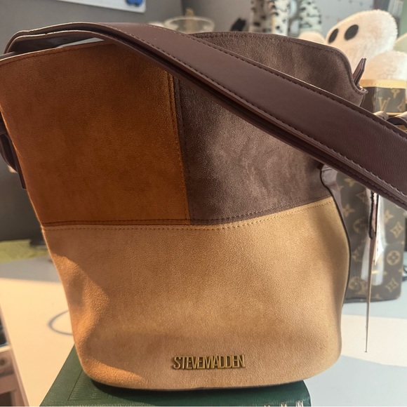 Steve Madden brown patchwork bucket bag - Picture 2 of 4